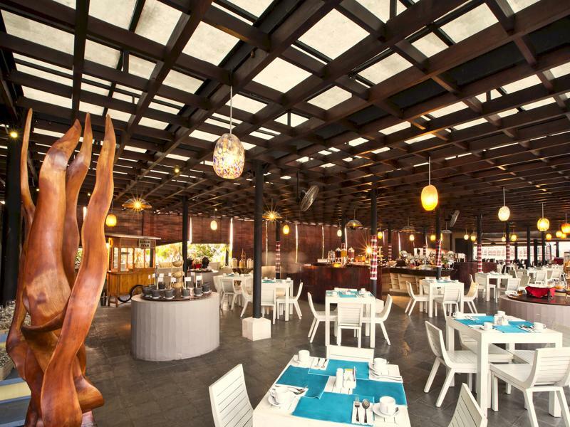 Hotel Ramada By Wyndham Bali Sunset Road Kuta 4*